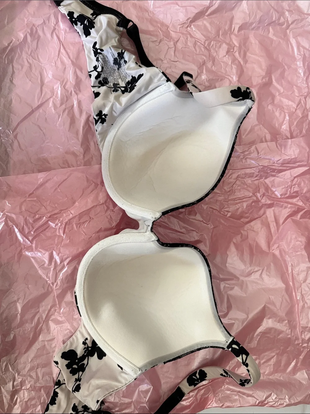 Victoria’s Secret Black and White Floral Lace Trim Bra 36C - Picture 5 of 6